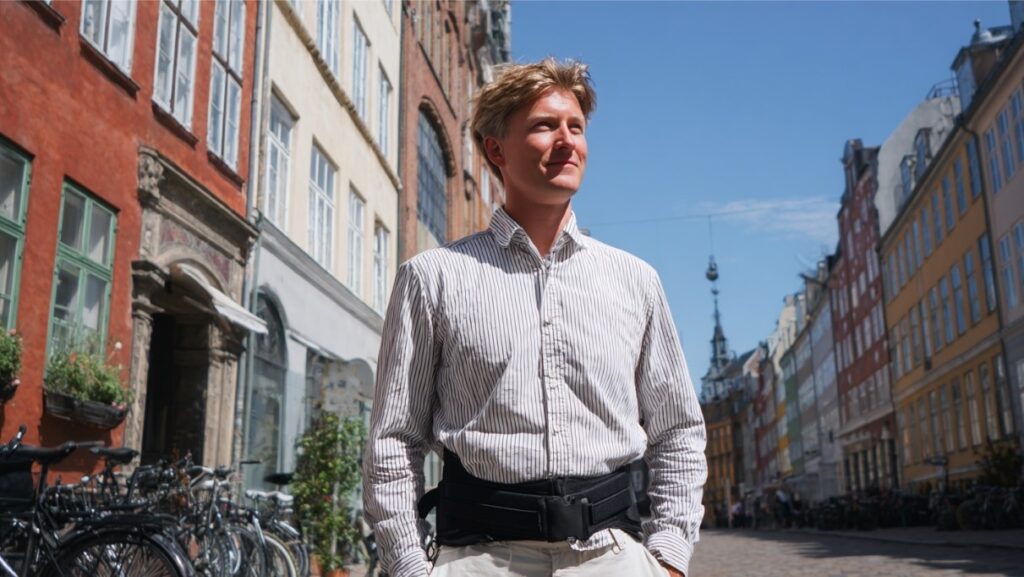 Holdningskorrigerende tøj til mænd og kvinder